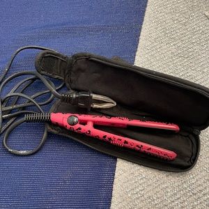 Wigo Mini Flat Iron - Hot Pink 90s pattern